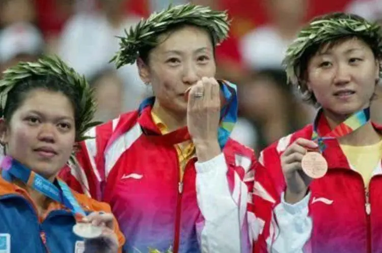 cn, 在羽毛球上, img