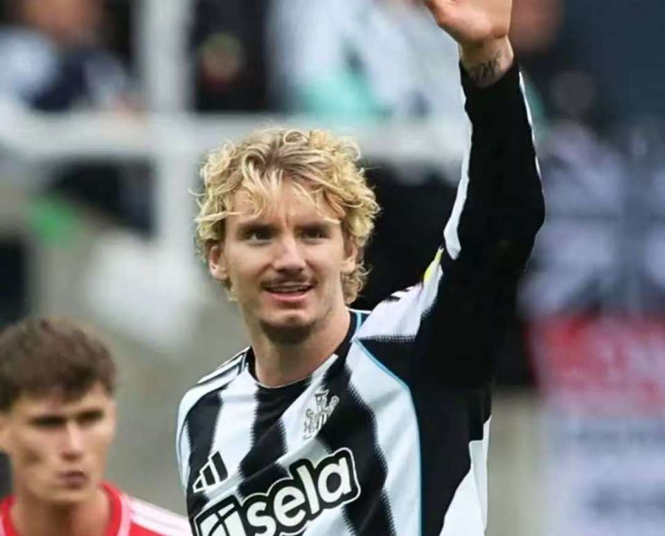 OpJ, 业生涯顺风, 纽卡